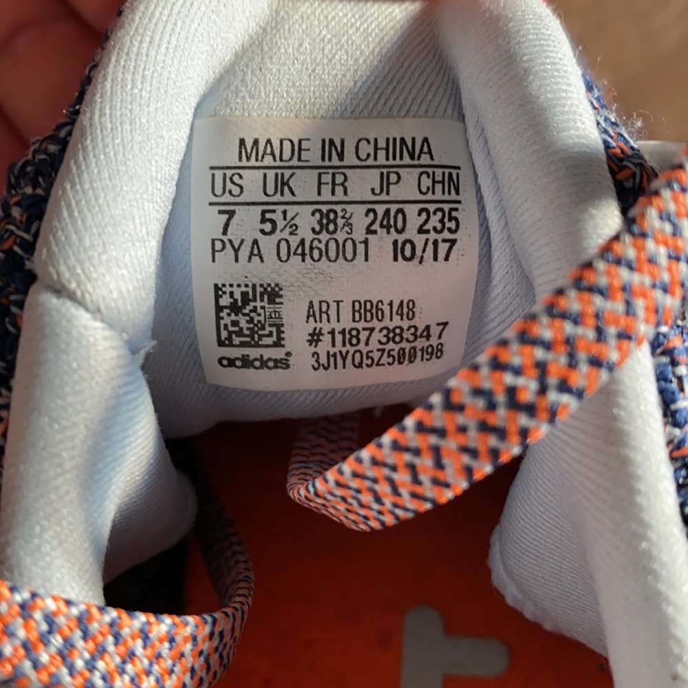 Adidas Ultra Boost - Picture 7 of 12